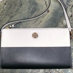 Tory Burch Crossbody Wallet purse